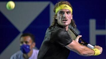 Τσιτσιπάς: Αποσύρθηκε από το ATP Finals λόγω προβλήματος στον αγκώνα