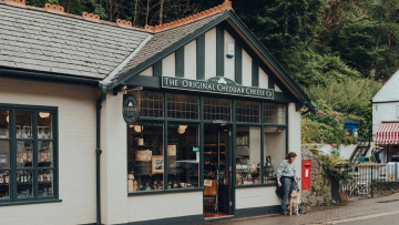 Τσένταρ: To χωριό της Αγγλίας που «έχασε» το τυρί του και το ξαναβρήκε