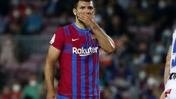 Μπαρτσελόνα: «Αποσύρεται από την ενεργό δράση ο Αγουέρο»