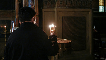 Κορωνοϊός - Εκκλησία: Σέβεται τα μέτρα, αλλά δεν έχει τη δυνατότητα να ελέγξει τους πιστούς