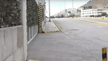 Κερατσίνι: Οργή και ερωτήματα για τον θάνατο της 8χρονης που σφήνωσε σε πόρτα εργοστασίου