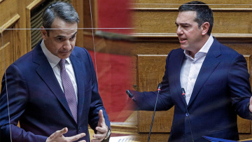 «Πόλεμος» στη Βουλή για τη ΔΕΗ: Ζητάτε τα ρέστα για κάτι που ήταν δική σας δέσμευση, είπε ο Μητσοτάκης στον Τσίπρα