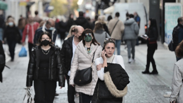 Κορωνοϊός: Σύννεφα lockdown πάνω από την Ευρώπη -  Στο συρτάρι το «Plan B» της Αθήνας