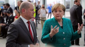 «Η Μέρκελ και ο διάδοχός της άφησαν τον κορωνοϊό ανεξέλεγκτο» γράφει το Bloomberg