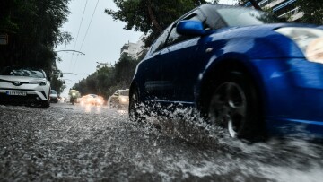 Κακοκαιρία: Οι οδηγίες της Πολιτικής Προστασίας ενόψει της επιδείνωσης του καιρού από αύριο