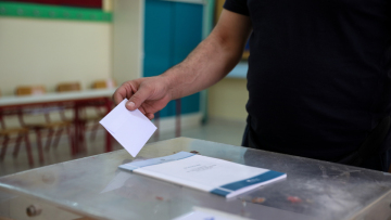 Γκάλοπ Marc: Στις 9,9 μονάδες η διαφορά ΝΔ με ΣΥΡΙΖΑ, το 40,1% θέλει κυβέρνηση με ΝΔ 