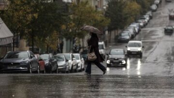 Επιδεινώνεται ο καιρός - Βροχές και πτώση της θερμοκρασίας έως την Τρίτη 