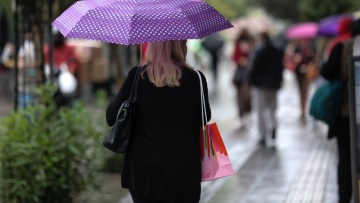 Καιρός: Βροχερό και σήμερα το σκηνικό  - Δείτε ποιες περιοχές θα πληγούν 