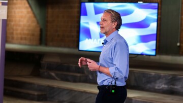 Γερουλάνος: Δηλώνει ότι πρέπει «να λιώσει σόλες ο νέος αρχηγός» και προτείνει... Παπανδρέου για πρόεδρο της Κ.Ο