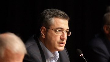 Θεσσαλονίκη: Εσπευσμένα στο χειρουργείο ο Απόστολος Τζιτζικώστας μετά από ατύχημα