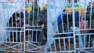 Οι «Θεματοφύλακες του Συντάγματος» αρνήθηκαν μέχρι και το τεστ κορωνοϊού - Οδηγούνται σήμερα στον ανακριτή