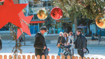 Κορωνοϊός: Χριστούγεννα με μέτρα για εκκλησίες και ανεμβολίαστους