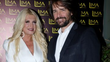 Βλάσσης Χολέβας: Νομίζω ότι όλοι οι Έλληνες βρίσκουν σέξι και θελκτική και όμορφη τη Μαρίνα Πατούλη