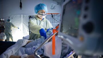 Kορωνοϊός - Έρευνα: Μόνο 1 στους 3 ασθενείς με Long Covid νιώθει τελείως καλά ύστερα από... ένα χρόνο!