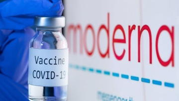 Κορωνοϊός: Η Moderna υπέβαλε αίτημα στον FDA για μια τέταρτη δόση του εμβολίου της