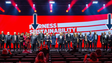 Δύο ξένοι στην ίδια πόλη Τσίπρας - Ανδρουλάκης