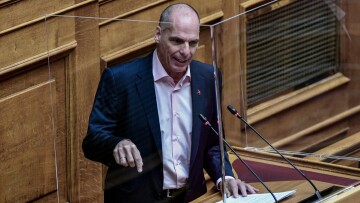 Βαρουφάκης προς ΣΥΡΙΖΑ: Ο προϋπολογισμός ιδανική ευκαιρία να καταθέσουμε πρόταση μομφής