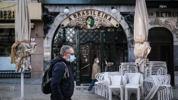 Μετάλλαξη Omicron: Η Πορτογαλία κλείνει μπαρ και νυχτερινά κέντρα από τις 26 Δεκεμβρίου