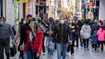 Κορωνοϊός: Στα  5.641 τα νέα κρούσματα, 69 θάνατοι,  665 οι διασωληνωμένοι