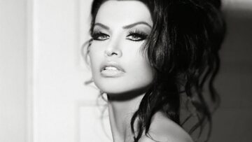 Ενοχλήθηκε η Νίνα Λοτσάρη: Δεν θέλω να μιλήσω για το διαζύγιό μου, τελεία και παύλα