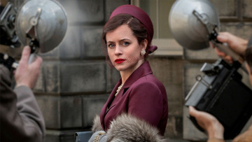 «A Very British Scandal»: Η δούκισσα του Αργκάιλ ήταν το πρώτο θύμα του «revenge porn» στη Βρετανία