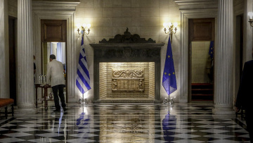 Αλλαγές στην κυβέρνηση: Αντικαθίστανται ή μετακινούνται 13 γενικοί και ειδικοί γραμματείς