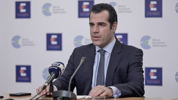 Πλεύρης: Από τις 3 Ιανουαρίου τα νέα μέτρα - Έως τα μεσάνυχτα η διασκέδαση