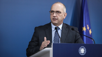 Άνοιγμα σχολείων - Οικονόμου: Το 90% των δικαιούχων έχει προμηθευτεί self test για τα σχολεία 