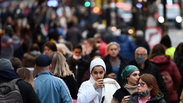 Νέο αρνητικό ρεκόρ στη Βρετανία με 183.037 κρούσματα - Πάνω από 10.000 οι νοσηλείες