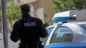 Έγκλημα στα Γιάννενα: «Τον σκότωσα γιατί δεν άντεχα να τον ακούω», είπε η 55χρονη που μαχαίρωσε τον σύντροφό της