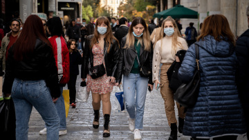 Μεταλλάξεις: Κυριαρχεί η Όμικρον, επιμένει όμως και η Δέλτα