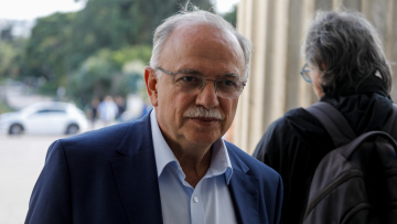 Δεν έκανα έξωση σε ενοικιάστρια, λέει ο Παπαδημούλης - ΝΔ: Ο «βαρώνος του real estate» να πείσει τους συντρόφους του