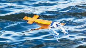 Θεοφάνεια: Με ποια μέτρα θα γίνει η τελετή του Αγιασμού των Υδάτων