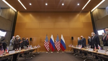 Ολοκληρώθηκαν μετά από επτάμισι ώρες οι συνομιλίες ΗΠΑ – Ρωσίας στη Γενεύη