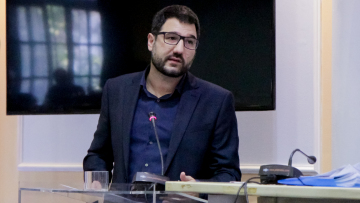 Ηλιόπουλος για Αυγή: «Κανονικά το κυριακάτικο φύλλο - Αναστολή στο καθημερινό»