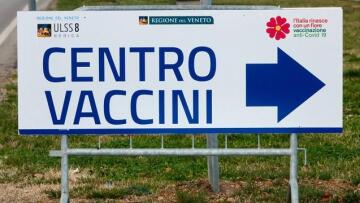 Κορωνοϊός - Ιταλία: Νέο ρεκόρ με 686.000 εμβολιασμούς σε ένα 24ωρο