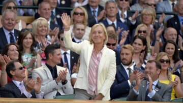 Η Ναβρατίλοβα «αδειάζει» τον Τζόκοβιτς: «Πρέπει να σκέφτεσαι και τους άλλους»