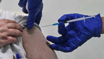 ΣτΕ: Αντισυνταγματική η παράταση του υποχρεωτικού εμβολιασμού εργαζομένων σε δομές υγείας