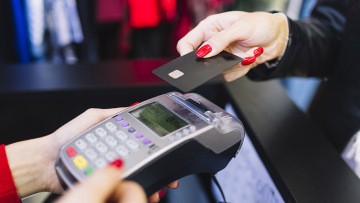 Νέες φορολοταρίες με έπαθλα από 1.000 έως 100.000 ευρώ