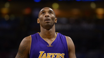 Σαν σήμερα 20 χρόνια πριν ο Κόμπι Μπράιαντ πέτυχε 81 πόντους γράφοντας ιστορία, δείτε βίντεο