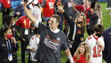 Τίτλοι τέλους και επίσημα στην καριέρα του Τομ Μπρέιντι