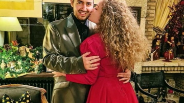 Μαυρίκιος Μαυρικίου: «Την πρώτη φορά που έκανα έρωτα με την Ιλάειρα έβαλα τα κλάματα»