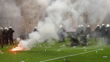 Κυβερνητική πρωτοβουλία για την πάταξη της οπαδικής βίας - Ζητούν τις προτάσεις ομάδων, παραγόντων και οργανωμένων