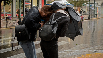 Καιρός - Κακοκαιρία «Gaia»: Το 112 «χτύπησε» στην Κρήτη