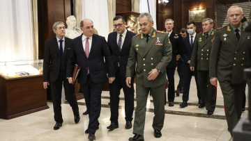 Κρίση στην Ουκρανία: «Για εκπαιδευτικούς σκοπούς οι στρατιώτες στην Ουκρανία» είπε ο Βρετανός υπουργός Άμυνας