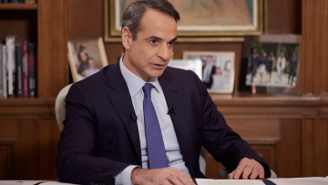 Τριήμερο διπλωματικό «μπαράζ» Μητσοτάκη στη σκιά της Ουκρανίας