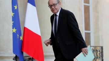 «Ο Πούτιν να καταλάβει ότι και το ΝΑΤΟ είναι πυρηνική δύναμη», δηλώνει ο Γάλλος ΥΠΕΞ