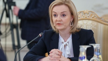 Κρίση στην Ουκρανία: Η Βρετανία κατηγορεί τη Ρωσία ότι αναζητά «προσχήματα για μια εισβολή»