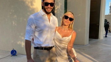 Κόνι Μεταξά: Παντρεύεται με τον Μάριο Καπότση και το ανακοίνωσε δείχνοντας το μονόπετρο - Δείτε φωτογραφίες