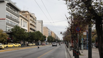 Αιματηρό περιστατικό στη Συγγρού - Πυροβόλησαν οδηγό ταξί στα πόδια